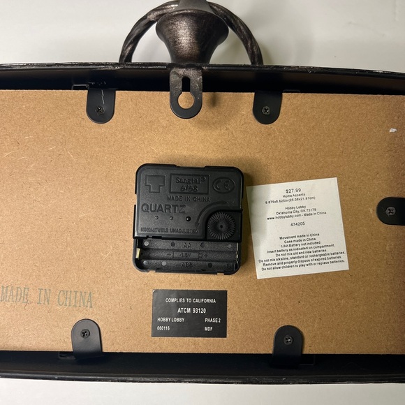 Antique looking Mantel Or Wall Clock 10x6x2 - Picture 9 of 9